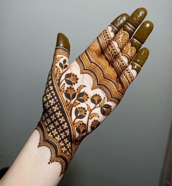 mehndi design girl photo