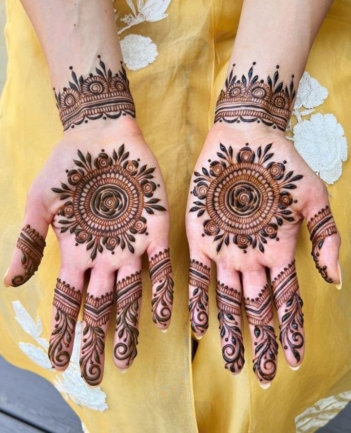 mehndi design girl photo