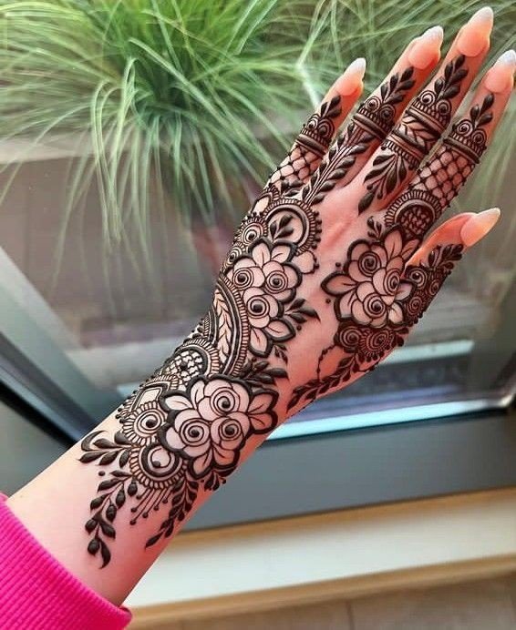 mehndi design girl photo