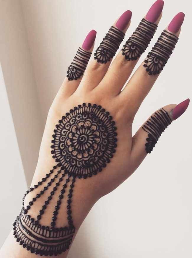 mehndi design girl photo