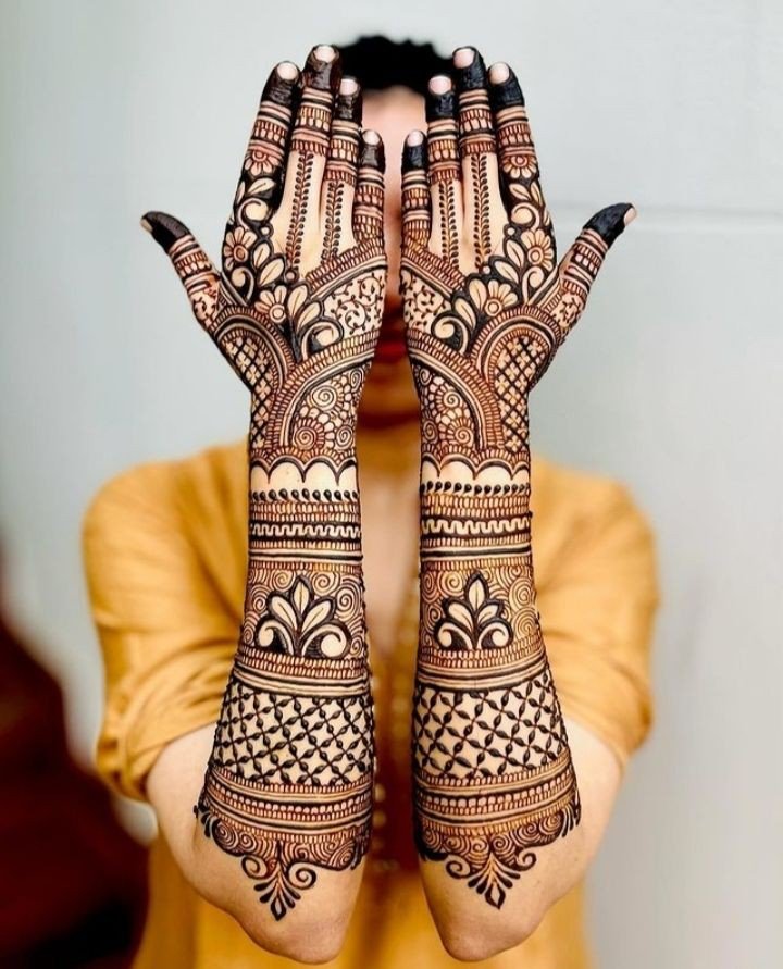 mehndi design girl photo