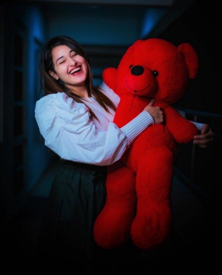 Girl with teddy bear dp for instagram