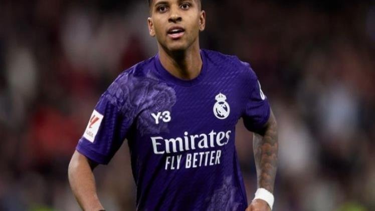 Football player Rodrygo